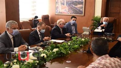 محافظ بورسعيد يتابع إجراءات تطوير البيت الإيطالى وتحويله إلى مبنى تعليمى | صور