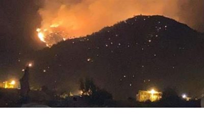 حريق هائل بجبل عمد في مكة المكرمة | فيديو