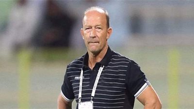 من هو كالديرون المرشح لتدريب الزمالك؟.. مميزاته وعيوبه