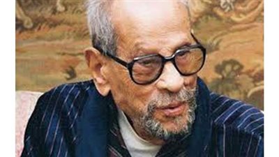 نجيب محفوظ يكتب: 