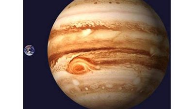 ناسا ترصد عاصفة على كوكب المشتري يمكن أن تبتلع الأرض | فيديو
