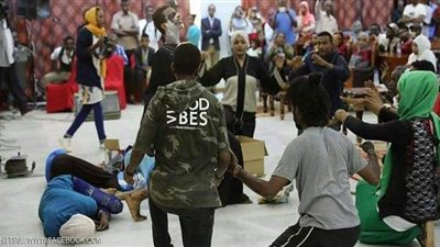 محكمة سودانية تقضي بسجن أعضاء مركز فنون بتهمة إزعاج السكان