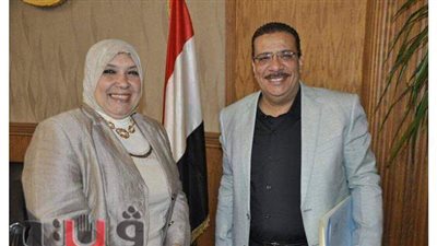 ماجدة هجرس تسلم إدارة جامعة قناة السويق للرئيس الجديد