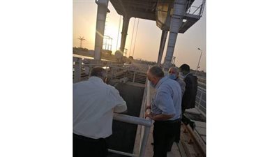 وزير الري  يتابع جاهزية المنشآت المائية والاستعداد للفيضانات والسيول بأسوان