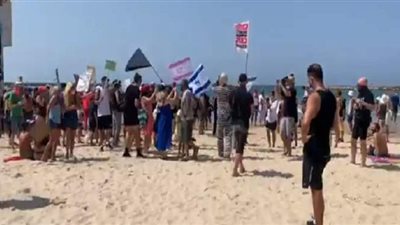 إسرائيليات يتظاهرن بـ 