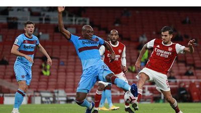 أرسنال يخطف فوزا قاتلا من وست هام 1/2 في الدوري الإنجليزي