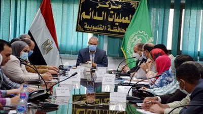 محافظ القليوبية يبحث  الموقف التنفيذى لمشروعات المحافظة