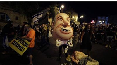 من بينها الرقص بالبكيني ... أبرز مشاهد احتجاجات الإسرائيلين ضد نتنياهو| فيديو