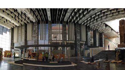 وزير السياحة والآثار يوجه بإضافة بعض القطع الأثرية من مختلف العصور بمتحف العاصمة الإدارية