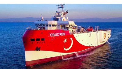 تركيا تلمح لاستئناف المحادثات مع اليونان.. وتحذر من فرض عقوبات أوروبية عليها