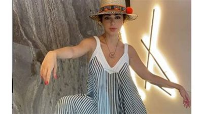 ميريام فارس: ما زلت ملتزمة بالحجر الصحي من فبراير الماضي