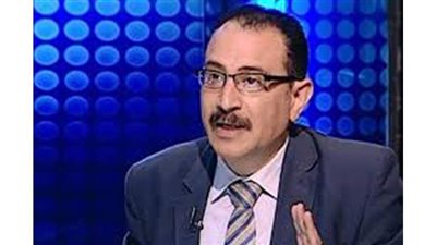 طارق فهمي: مرشحو النواب يسعون وراء الأحزاب المتصدرة للمشهد