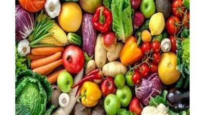 أسعار الخضروات والفاكهة اليوم الإثنين بالأسواق | فيديو