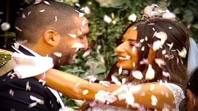 إبراهيم معلوف يغازل هبة طوجي فى أول ظهور بعد الزواج | صورة