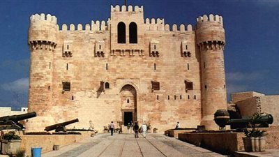 آثار الإسكندرية: مد ساعات  العمل بقلعة قايتباى