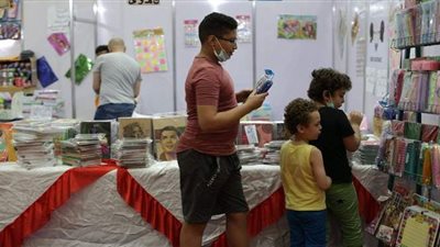 إقبال متوسط على معرض أهلا مدارس  بمدينة نصر | صور