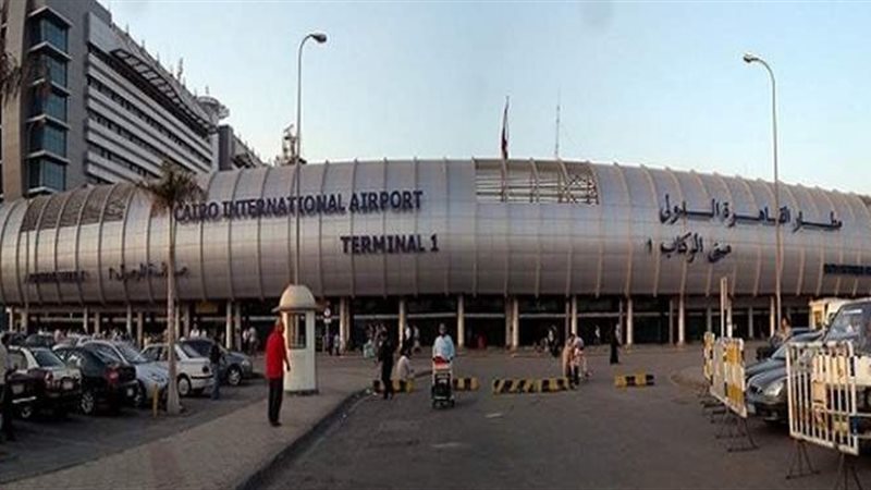 مطار القاهرة 