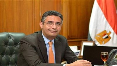 رئيس البريد يستقبل وفدا شبابيا من الدارسين بالخارج