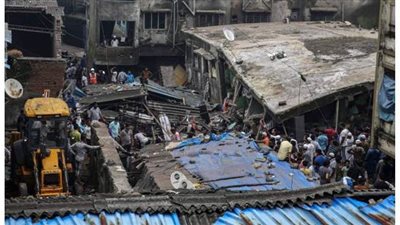 مقتل 10 أشخاص على الأقل في انهيار مبنى غربي الهند