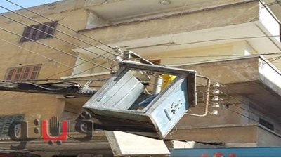 الشرقية تضع خطة لإصلاح أعمدة الكهرباء المتهالكة
