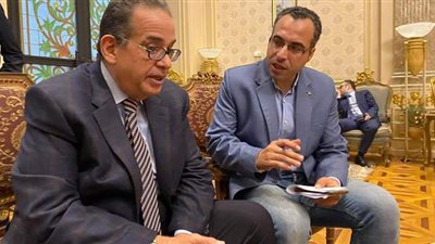 نائب بالشيوخ يعلن عن إعداده مشروع لائحة داخلية للمجلس