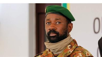 تعيين عقيد متقاعد رئيسا انتقاليا لجمهورية مالى