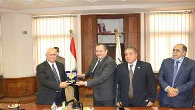 برئاسة محمود مغاوري.. وفد نقابة المهندسين يزور هيئة الأبنية التعليمية | صور