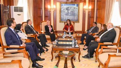 وزيرة الهجرة :   الحياة النيابية في مصر تاريخية