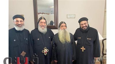 الأنبا كيرلس يستقبل أسقف قنا للاطمئنان على صحته