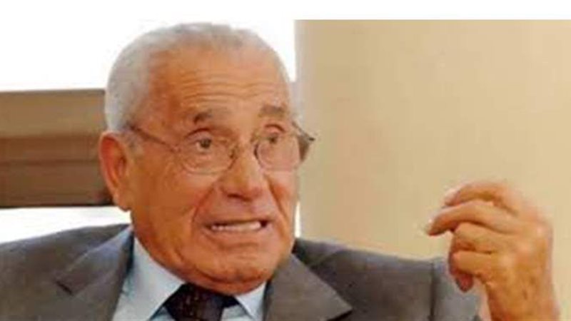 الصحفى محمد حسنين