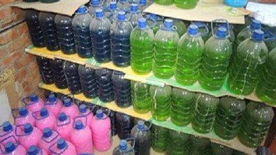 ضبط ٣٠ كيلو صابون سائل مجهول المصدر ومحال تجارية مخالفة  بالشرقية