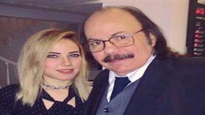 إيمي طلعت زكريا ترقص على 