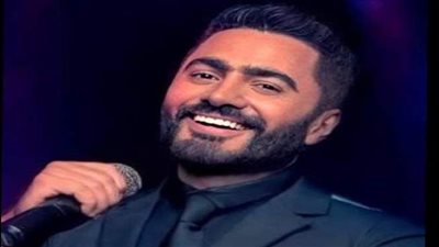 تامر حسني يمازح نجيب ساويرس: فيه dj عسل كده
