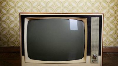 بعد 18 شهرا.. اكتشاف تليفزيون قديم تسبب في قطع الإنترنت عن قرية بأكملها