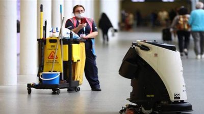 سكك حديد لندن تلجأ للروبوتات المسلحة بالأشعة فوق البنفسجية لمواجهة كورونا | صور