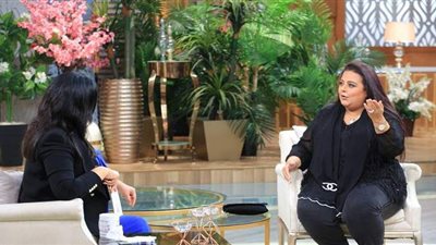 ابنة رجاء الجداوي ضيفة منى الشاذلي.. غدا