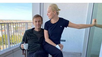 أليكسي نافالني .. الرجل الذي هزم السم مرتين