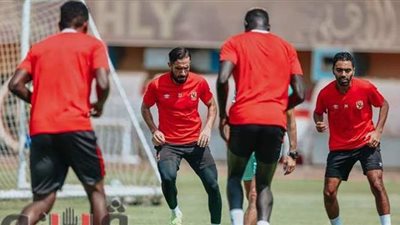 فايلر يركز علي الجمل الفنية في مران الأهلي استعدادا لمواجهة طنطا