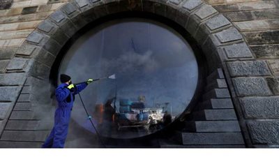 وزير الخارجية الروسي يبحث مع ممثل الصحة العالمية قضايا الاهتمام المشترك