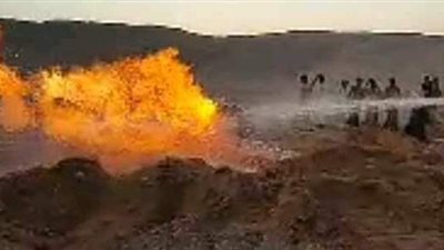 نيران تخرج من  بئر مياه في سوهاج.. والسبب غامض | صور