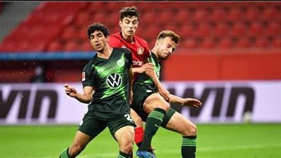 عمر مرموش يقود هجوم فولفسبورج أمام ديسنا في الدوري الأوروبي