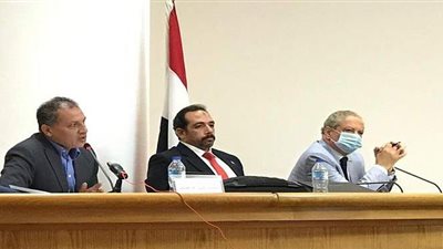 قراءة تحليلية فى المشهد السياسى بالأعلى للثقافة | صور