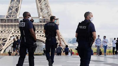 بعد ارتفاع إصابات كورونا.. رئيس وزراء فرنسا يلوح بفرض الحظر ببعض المناطق من جديد