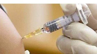 5 حقائق عن  تطعيمات الإنفلونزا الموسمية.. لقاح رباعي يشمل 4 سلالات من الفيروس..  ومفيد لمواجهة كورونا