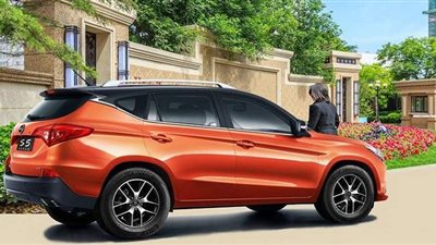 الأمل للسيارات تعلن توافر الفئة الثانية فقط من BYD S5