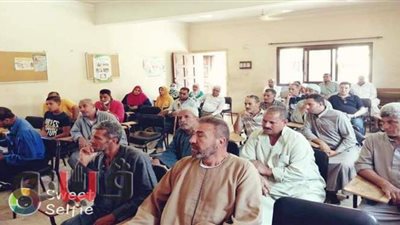 ندوة زراعية لتطوير قطاع الثروة الحيوانية ومزارع الدواجن بالغربية