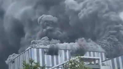 اندلاع حريق هائل في مبنى تابع لشركة هواوي الصينية | فيديو