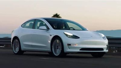 تيسلا تنتج سيارة بسعر 25,000 دولار