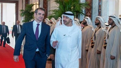 رئيس الوزراء اليوناني يبحث مع وزير الخارجية الإماراتي التعاون المشترك