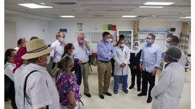 وزير السياحة والآثار و ٣٠ سفيراً يتفقدون الإجراءات الاحترازية بمستشفى شرم الشيخ الدولي